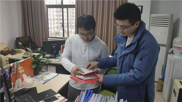 市國資委普法志愿者服務(wù)隊(duì)到公司開展《民法典》宣講活動