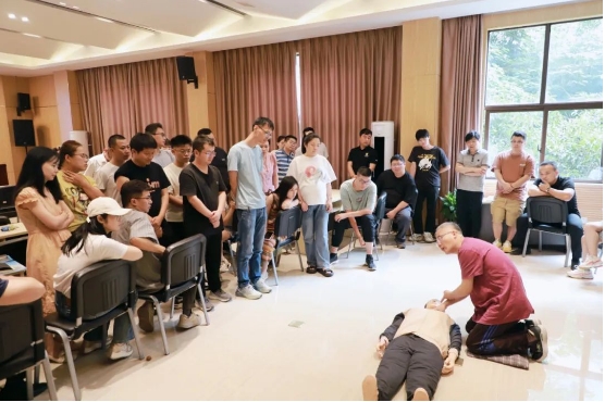守護(hù)生命，“救”在身邊|市古鎮(zhèn)投資公司工會(huì)開展急救知識(shí)培訓(xùn)活動(dòng)